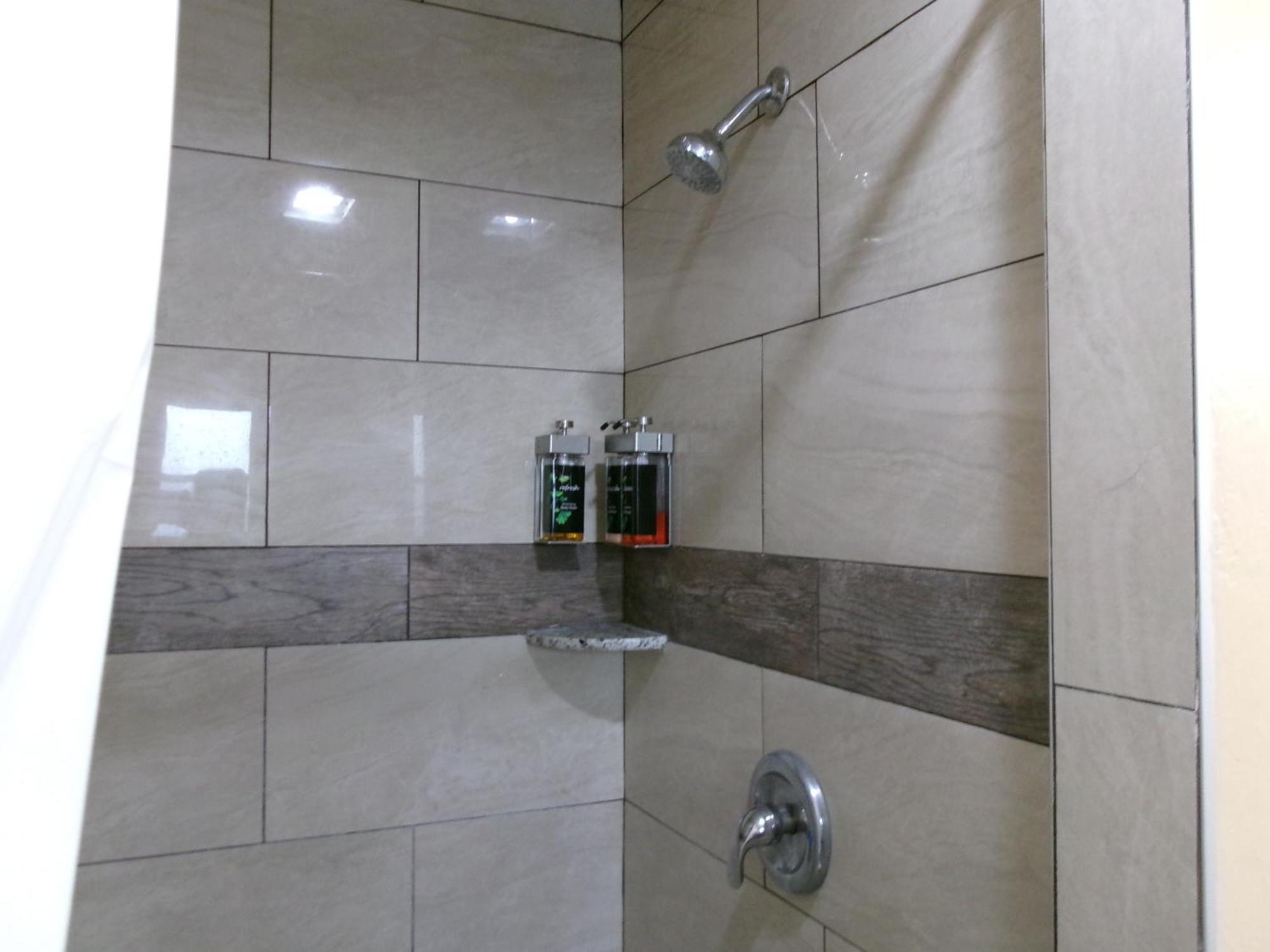 Carmel Wayfarer Inn Екстериор снимка