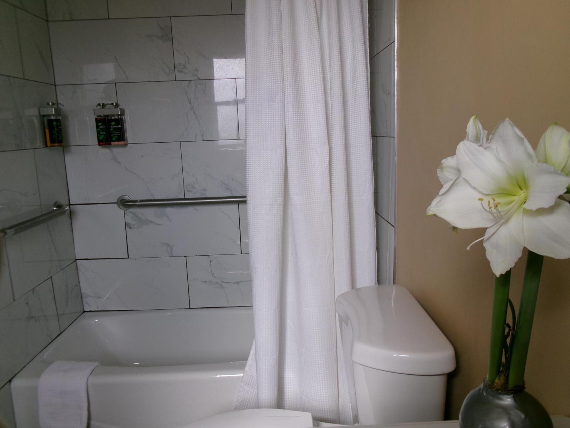 Carmel Wayfarer Inn Екстериор снимка