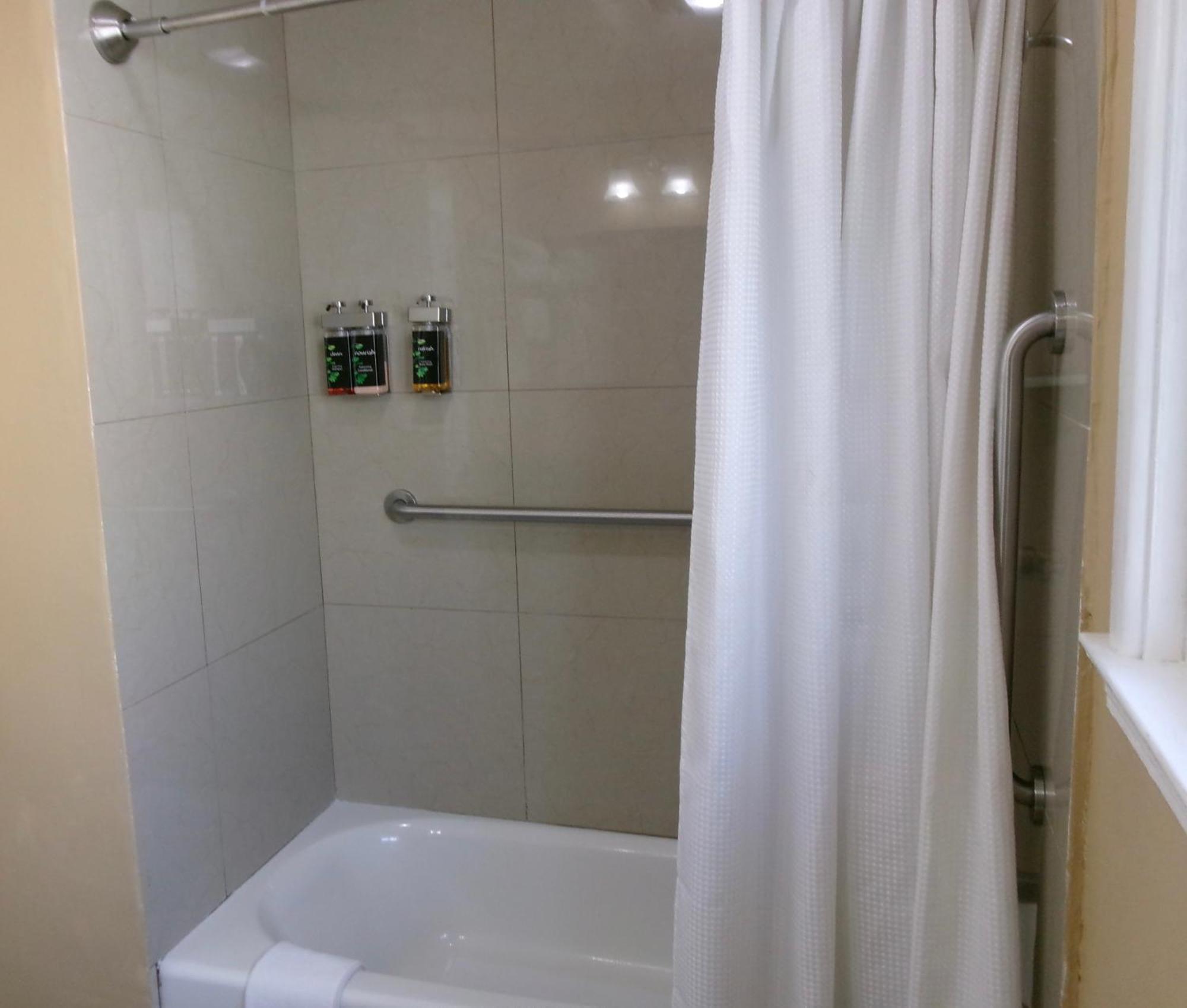 Carmel Wayfarer Inn Екстериор снимка